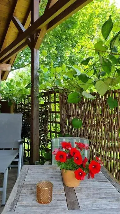 Holiday home Oekologisches Hideaway Mit Sauna Und Grossem Garten Sesslach