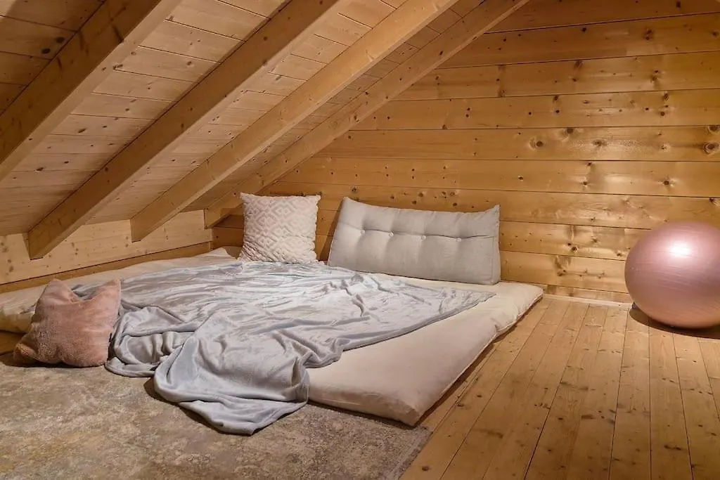 Oekologisches Hideaway Mit Sauna Und Grossem Garten Sesslach Holiday home